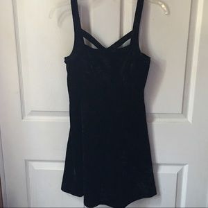 Forever 21 | velvet black dress